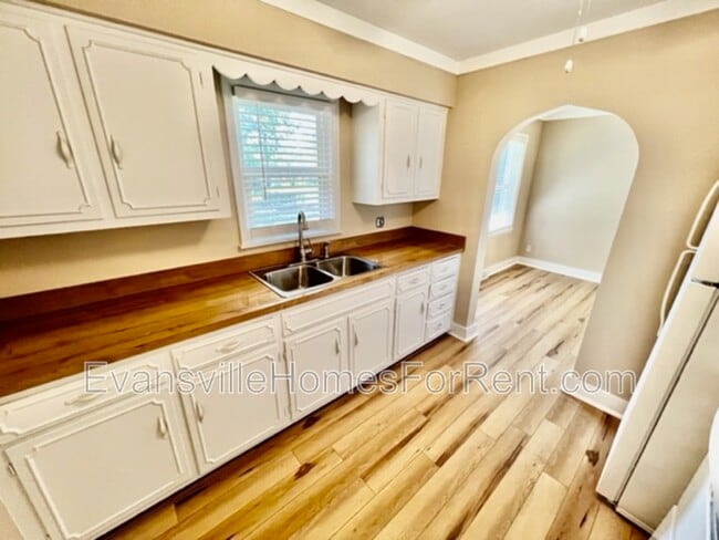 Photo - 2408 S Boeke Rd