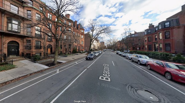 Building Photo - 456 Beacon St Unit Do-3