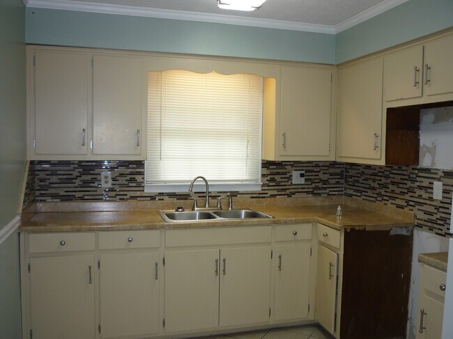 Photo - 5371 Delray Dr