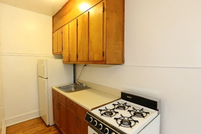 4752 N Paulina St Unit 302