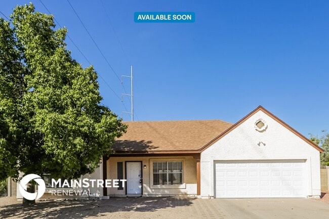 Photo - 1202 E Topeka Dr House