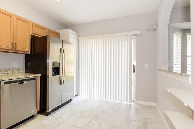 Photo - 1122 Lake Shore Ranch Dr