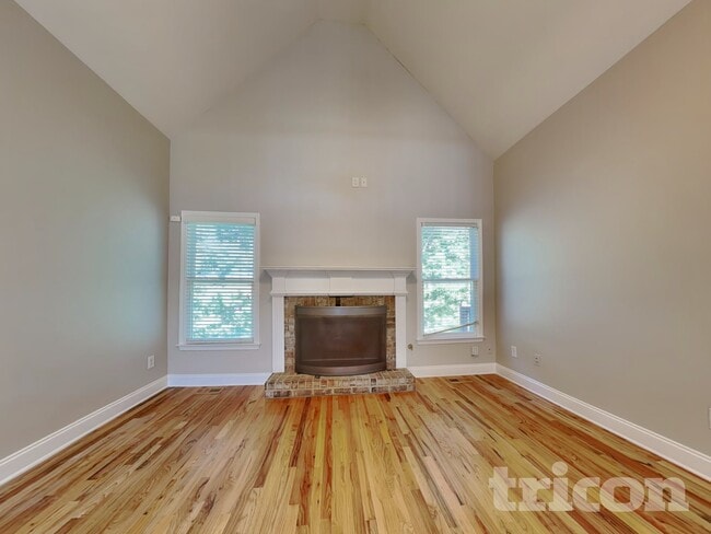 Photo - 2205 Washington Dr