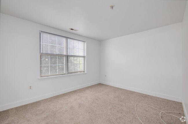2BR, 1BA - 743SF - Primary Bedroom - The Reserve at Barrington