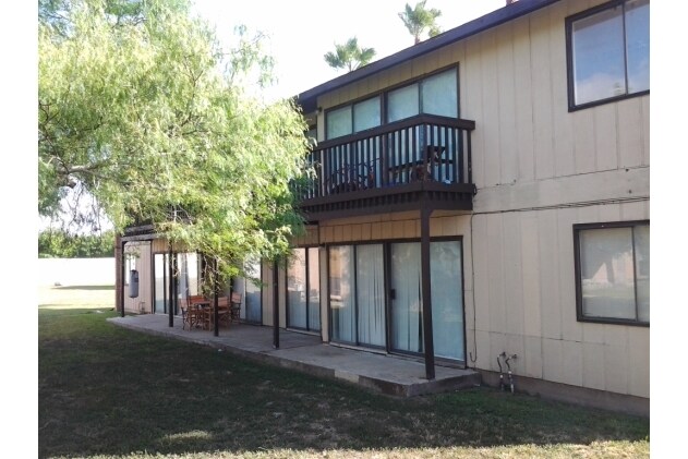 Photo - Peak Bay Apartments & Condos