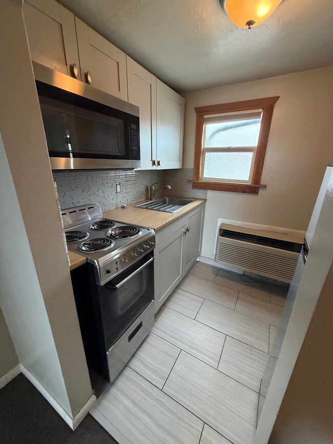 Photo - 34 N Main St Unit 2