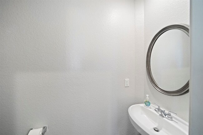 Photo - 6161 White Oak Leaf Lp