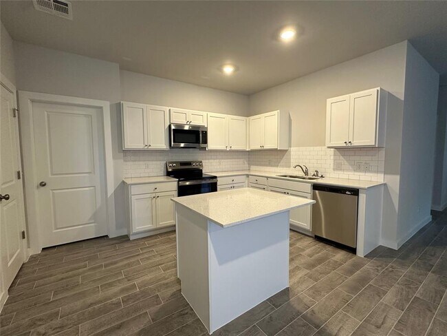 Photo - 17190 Lantana Loop