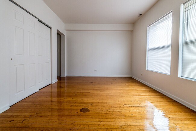 Photo - 8155 S Maryland 836-42 E 82nd Chicago, IL 60619