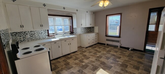 Photo - 690 Highland Ave Unit 1st Floor