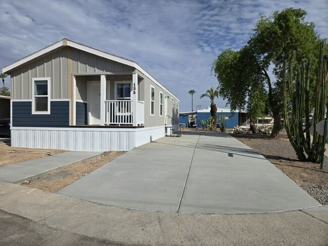 Photo - 10701 N 99th Ave