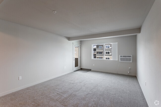 2BR, 2BA - 1,104 SF