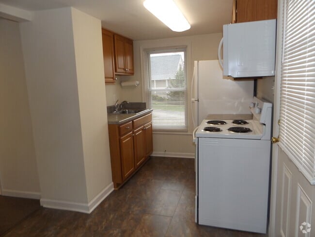Building Photo - 766 Central Ave Rental
