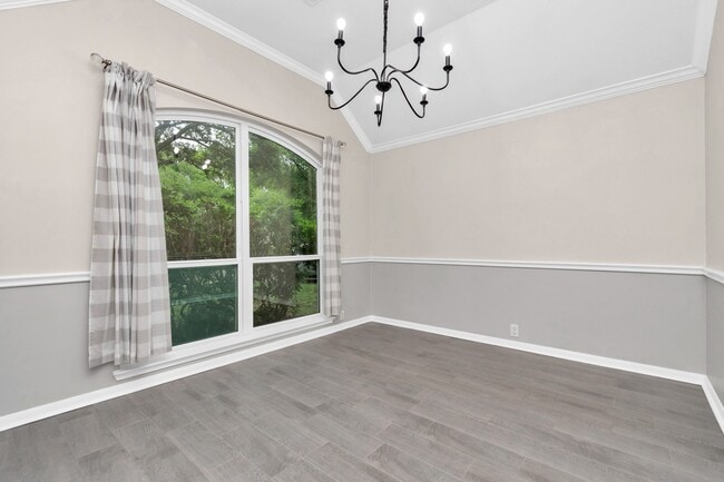 Photo - 1715 Parkview Ln