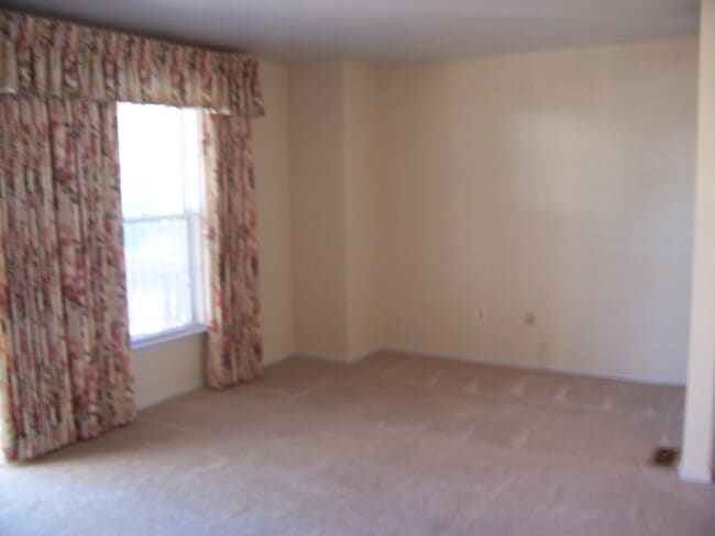 Photo - 3 Level Townhome- Odenton, MD