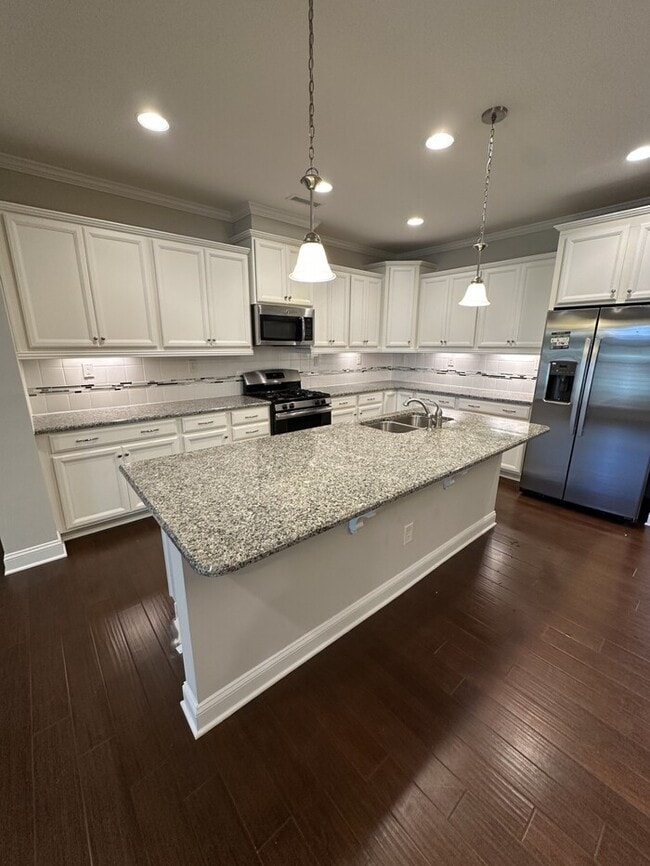Building Photo - 4222 Vallonia Dr Rental
