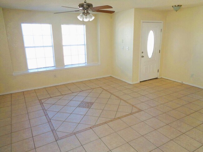 Photo - Adorable Single Level Eastside Home With Evaporative Air Located In Quiet Neighborhood