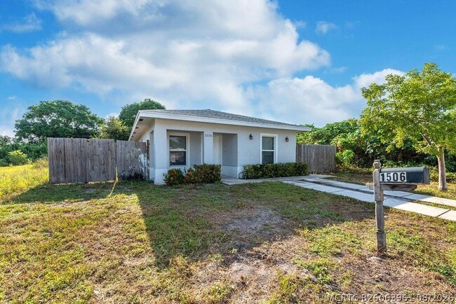 Photo - 1506 S J St