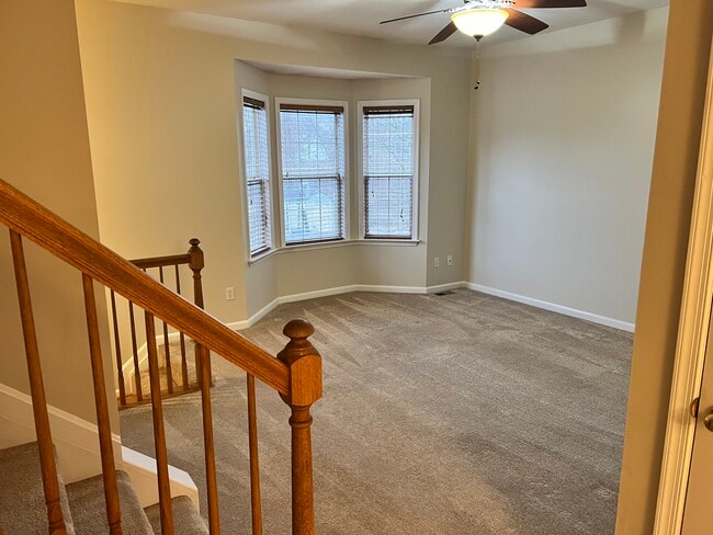 Photo - 389 Juliet Ln