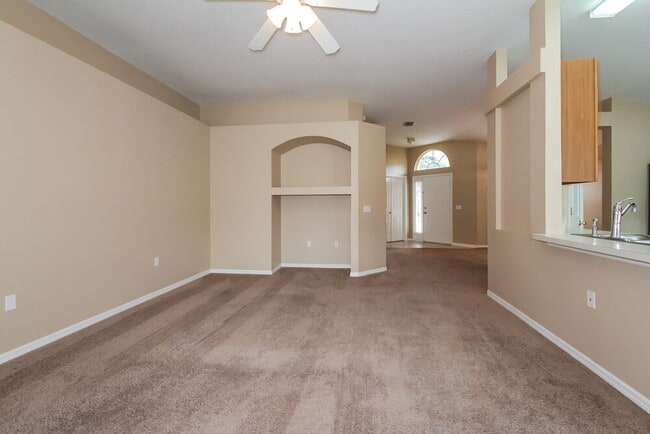 Photo - 12807 Nightshade Pl