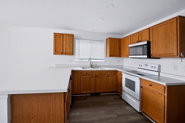 Photo - 2489 Comanche Creek Dr