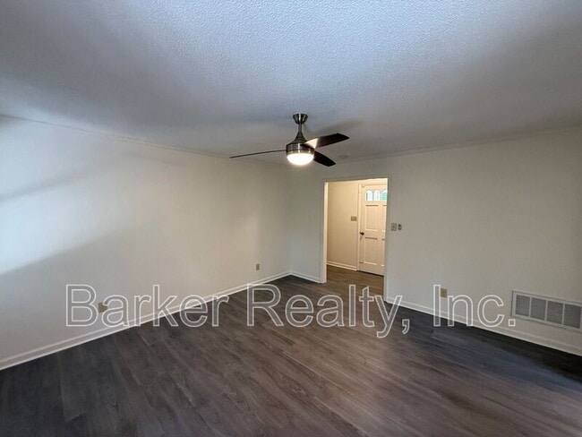 Photo - 1506 Mc Donald Ave