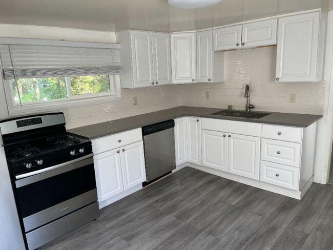 Photo - 1731 N Franklin Pl Unit 1731A