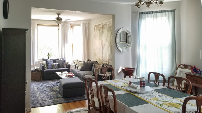 Living/Dining 2 - 2017 W Cullom Ave Unit 2