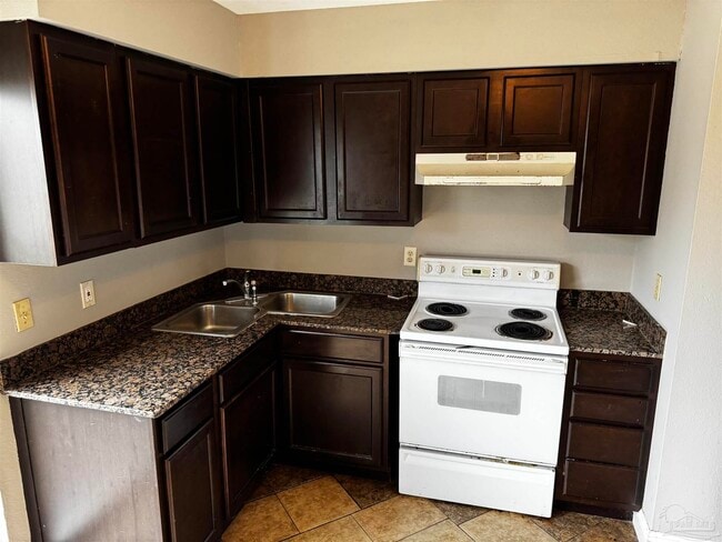 Photo - 8810 Fowler Ave