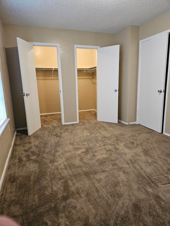 Armarios Kentwood - Parkhill Terrace and Kentwood Apartments