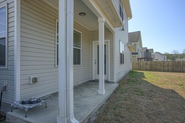 Photo - 328 Adobe Ln