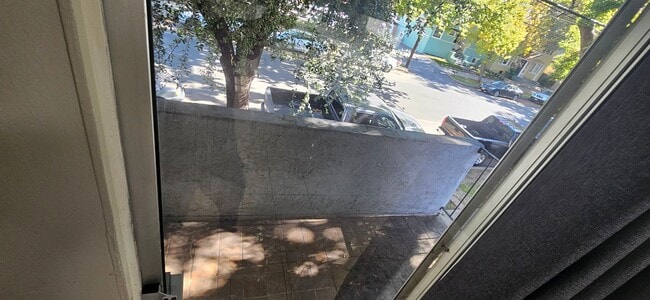 Photo - 2010 18th St Unit 3