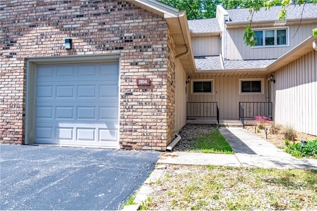 Building Photo - 2634 S Forrest Green Dr