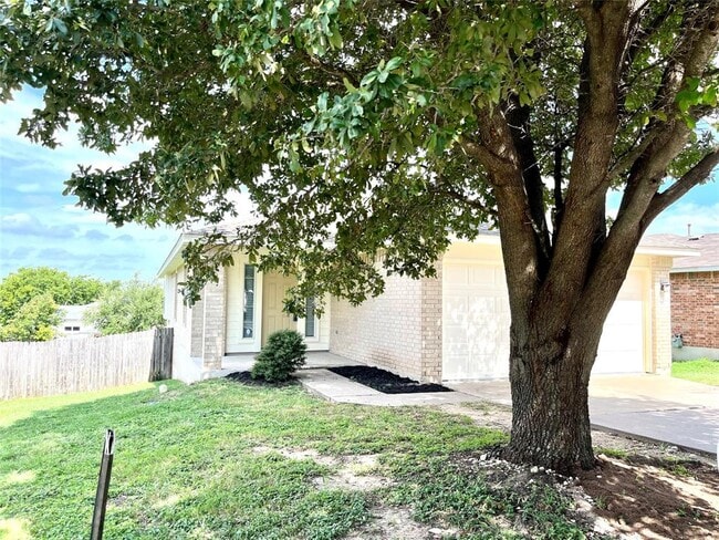 Photo - 317 Tudor House Rd