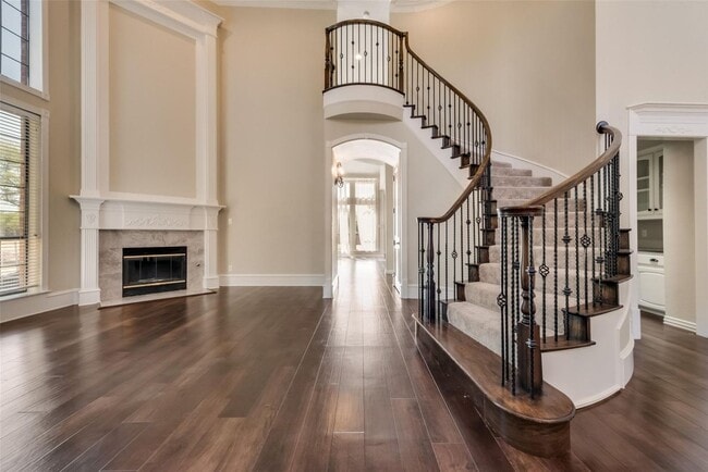 Photo - Montgomery Lane