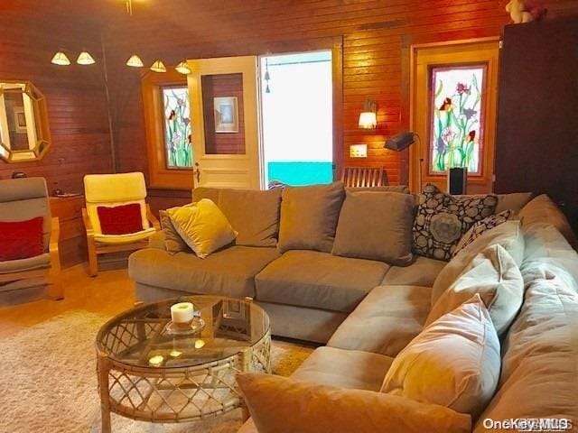 515 Bayberry Walk