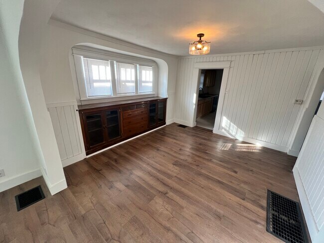 Photo - 960 E Pleasant Run Parkway North Dr