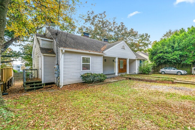 Photo - 600 Frasier St SE