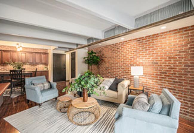 Photo - Cute 2 Bed Condo in Old Town