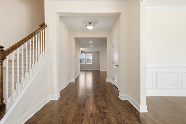 105 Grimsby Rd