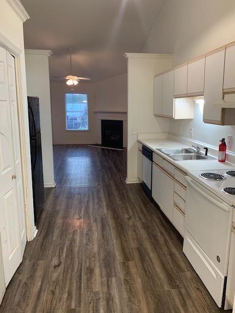 Photo - 2704 Bluff View Dr