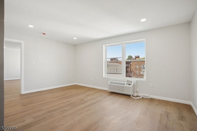 Photo - 200 Summer St Unit 1