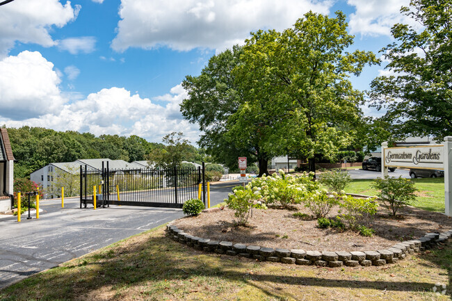 Building Photo - Germantown Garden Apartments