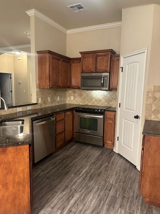 Photo - Beautiful 3 Bedroom Home With An In-Ground Storm Shelter!!!