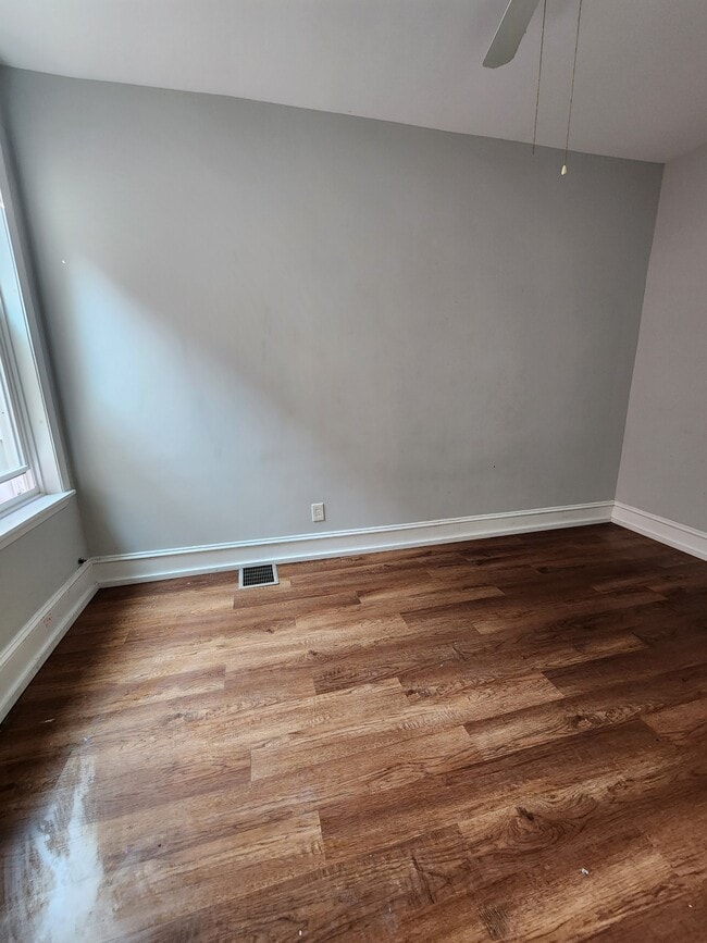 Photo - 815 E Tulpehocken St