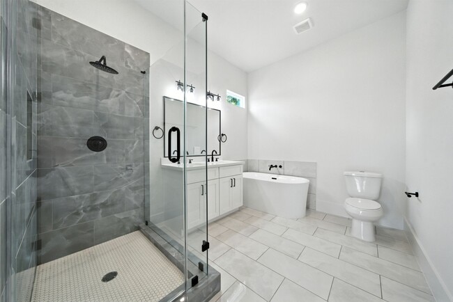 Building Photo - 7117 England St