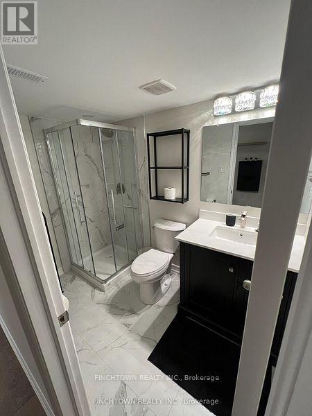 Photo - 10 Green Manor Cres