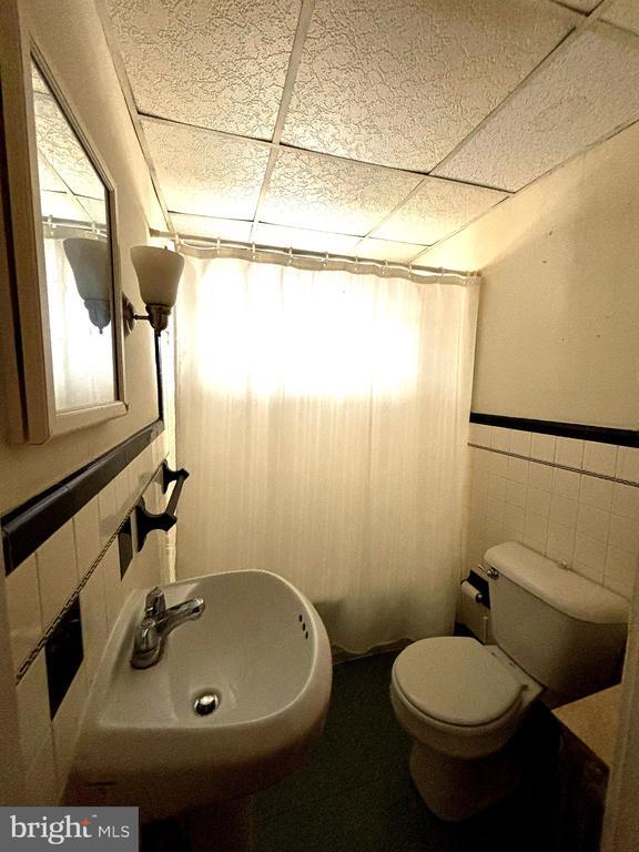 Photo - 115 W Broadway Unidad 3