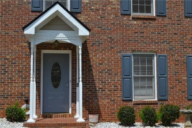 Photo - 1591 Willow Bend Way