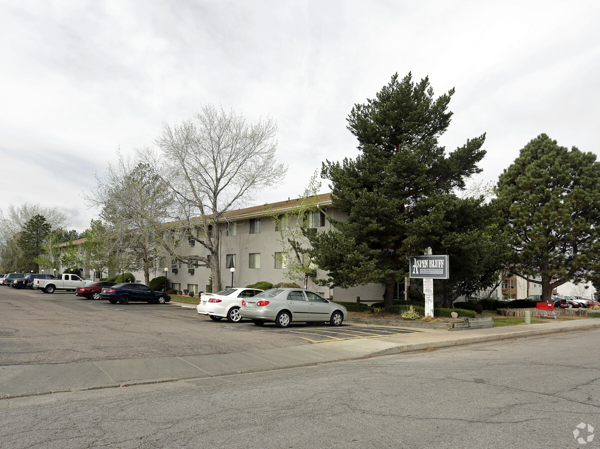 Aspen Bluff - Aspen Bluff Apartments